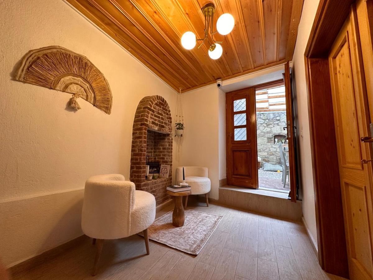 Hanole Guest House Айвалык Экстерьер фото